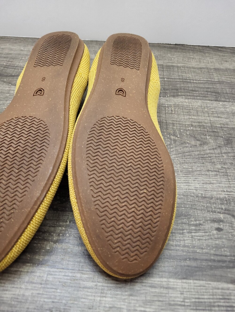 Rothys Flats Ballet Loafers Shoes Lemon Drop Slip On Breathable Women's Size 8 - Picture 9 of 10